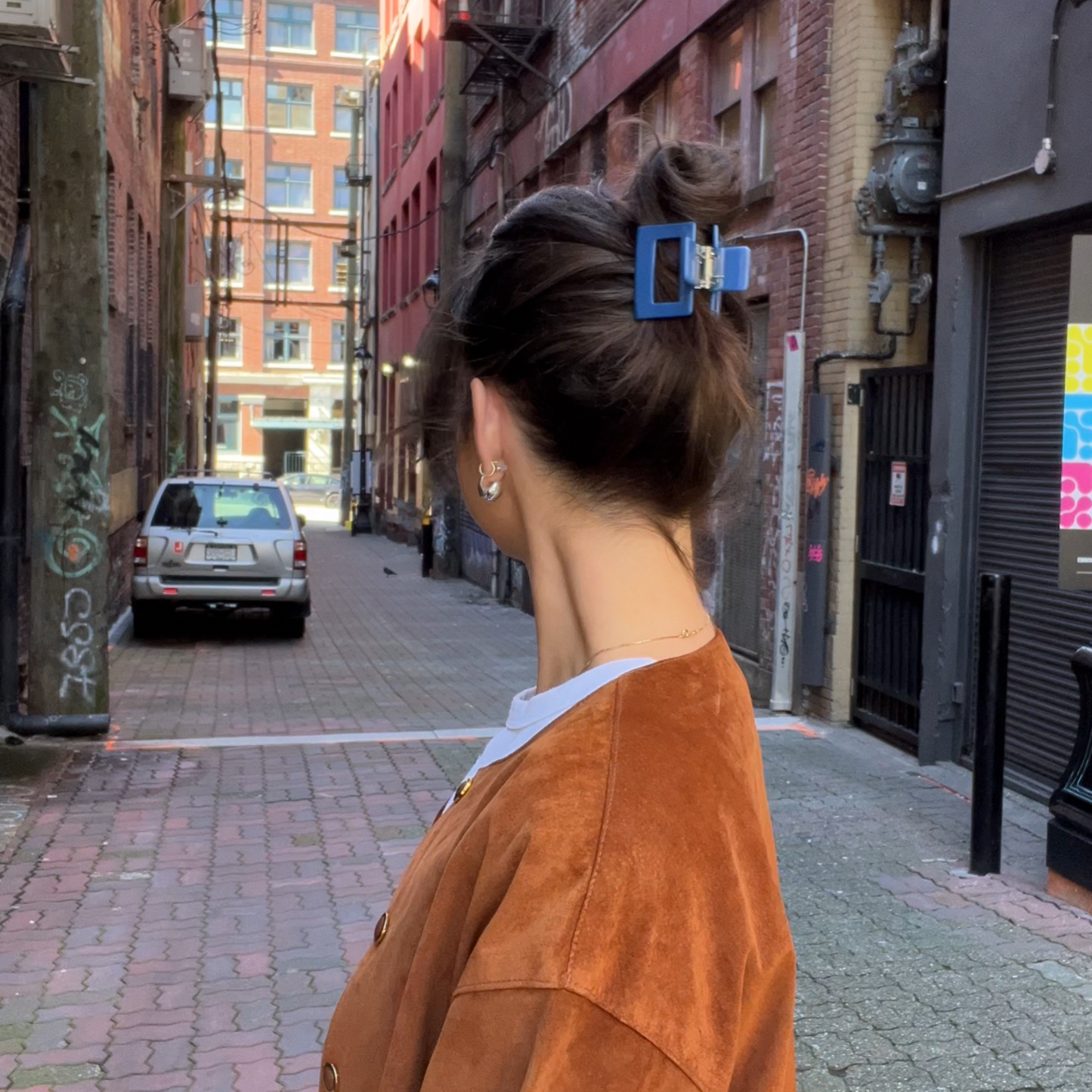 Demi Clip | Oxford Blue