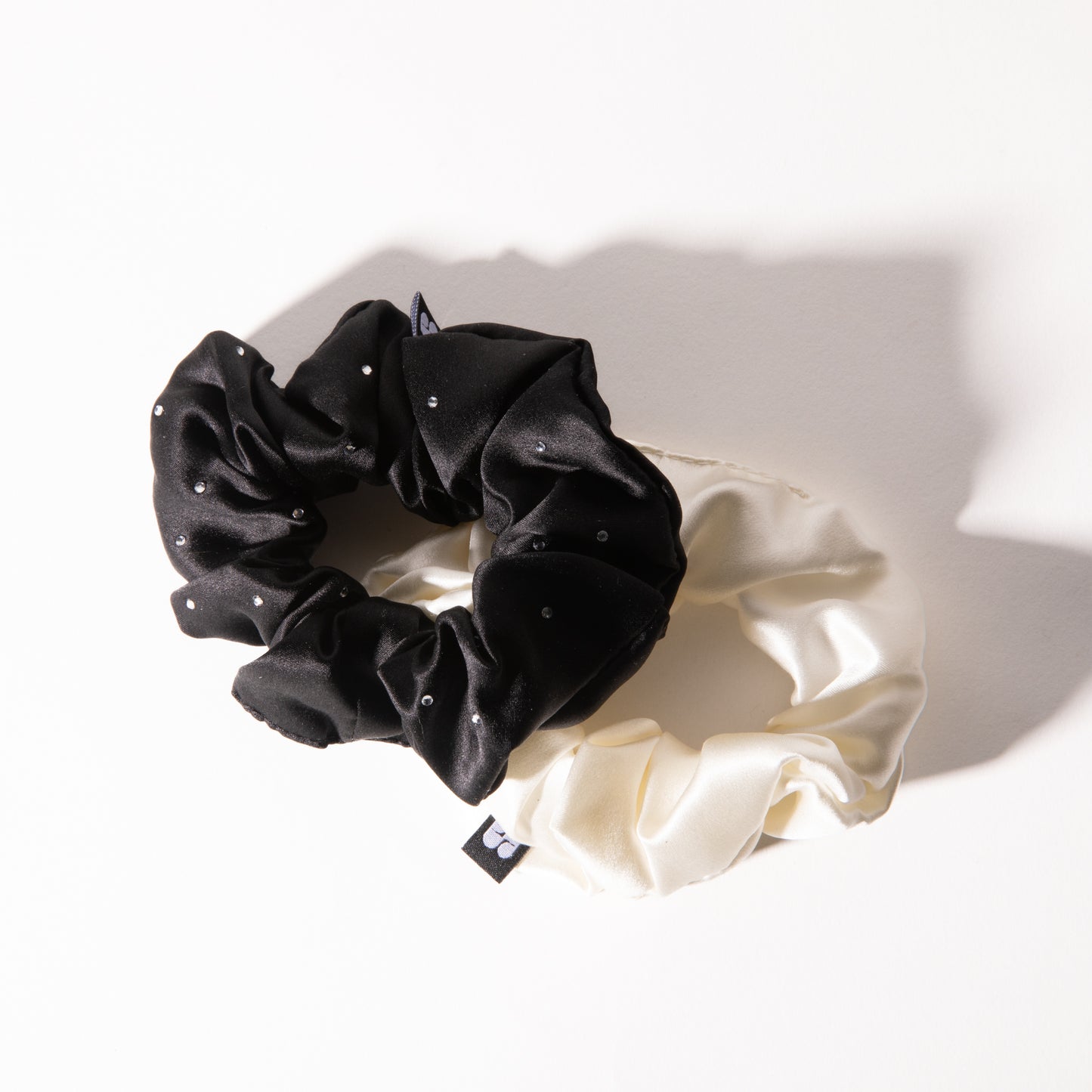 Wink Satin Scrunchie Set